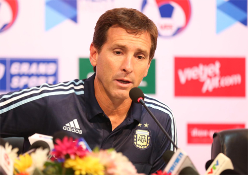 claudio-ubeda-viet-nam-thua-xa-cac-doi-thu-o-u20-world-cup