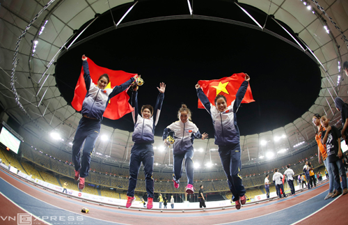 dien-ghê-viet-nam-lat-do-su-thong-tri-cua-thai-lan