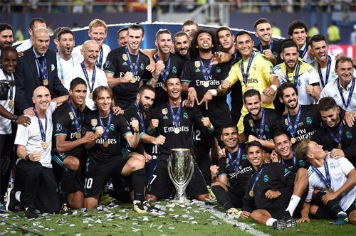 zidane-real-da-gianh-them-mot-danh-hieu-quan-trong suốt